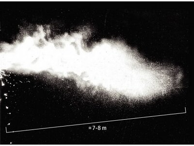 Может ли коронавирус может преодолеть до восьми метров? Мнения американских ученных