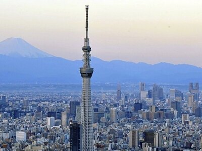 На вершине небоскреба и у его подножия время течет по-разному