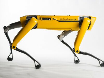 Полиция Гонолулу использует робота для проверки температуры у бездомных